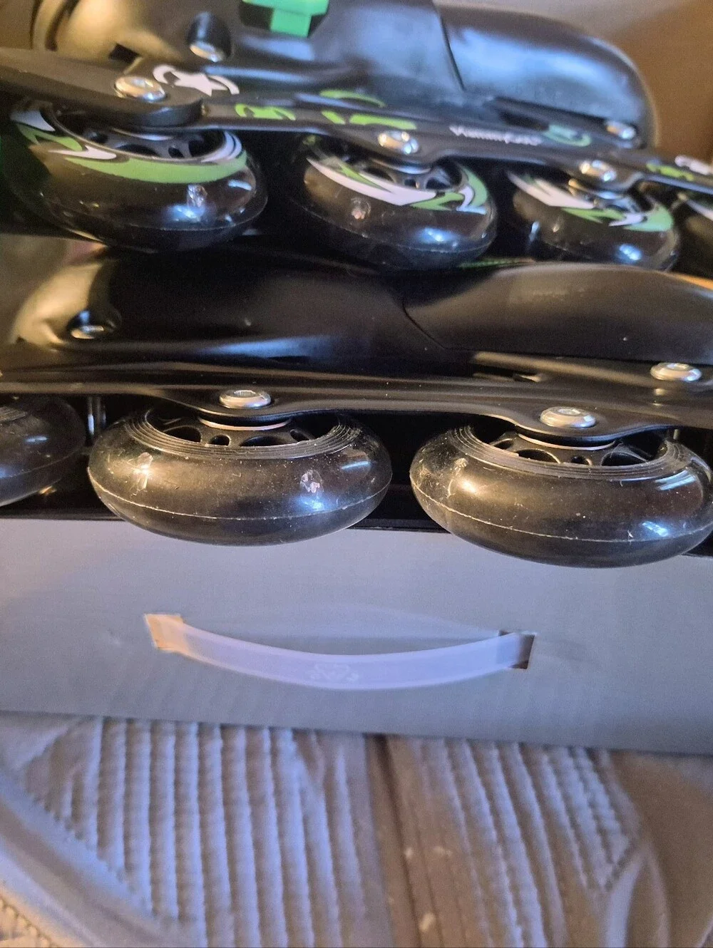 Kids Adjustable Inline Roller Skates - Black & Green Size 1-4 Boys Or Girls